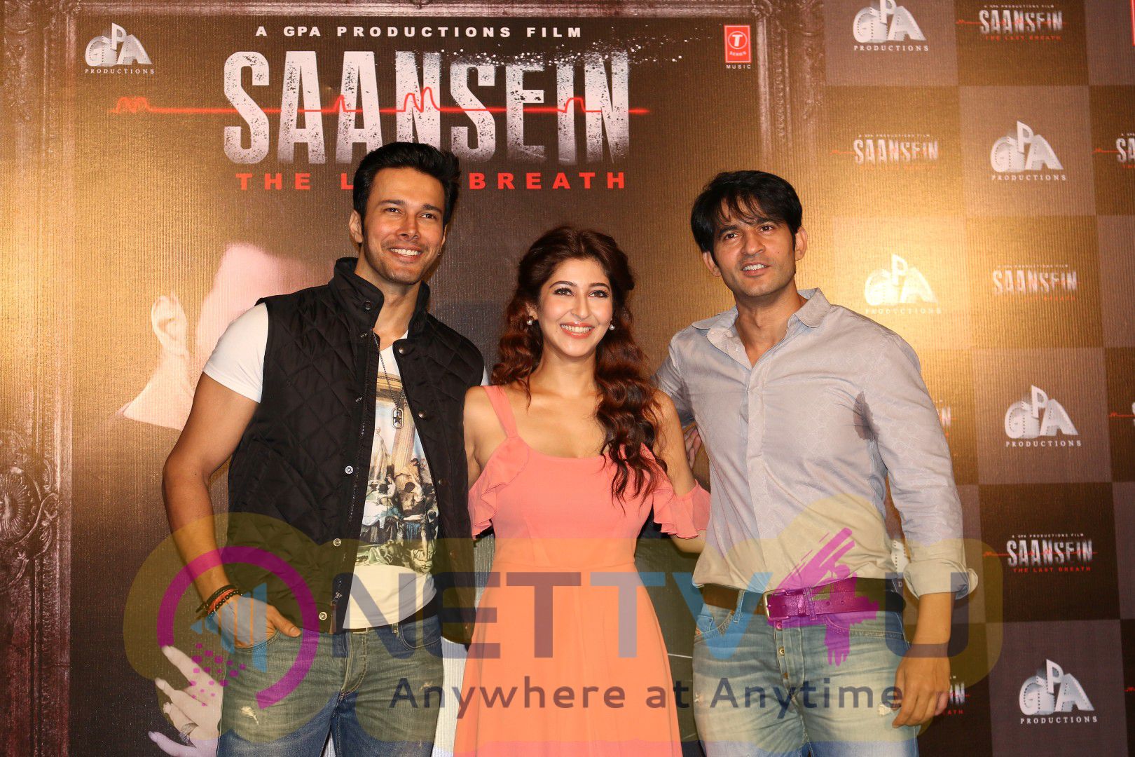Trailer Launch Of Film Saansein With Hiten Tejwani & Sonarika Bhadoria Photos Hindi Gallery