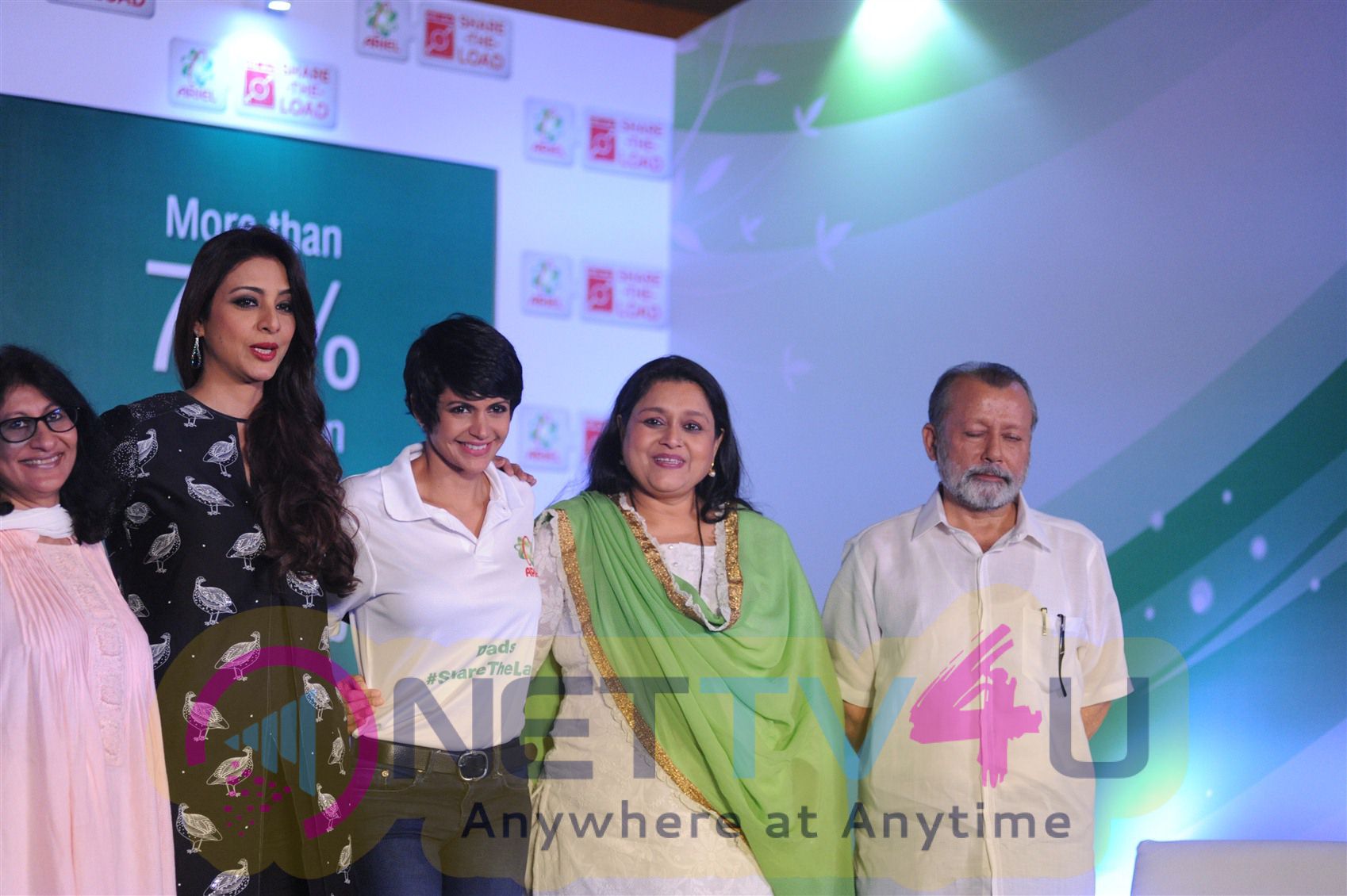 Tabu, Pankaj Kapur, Supriya Pathak At Ariel Debate On Womens Day Stills Hindi Gallery