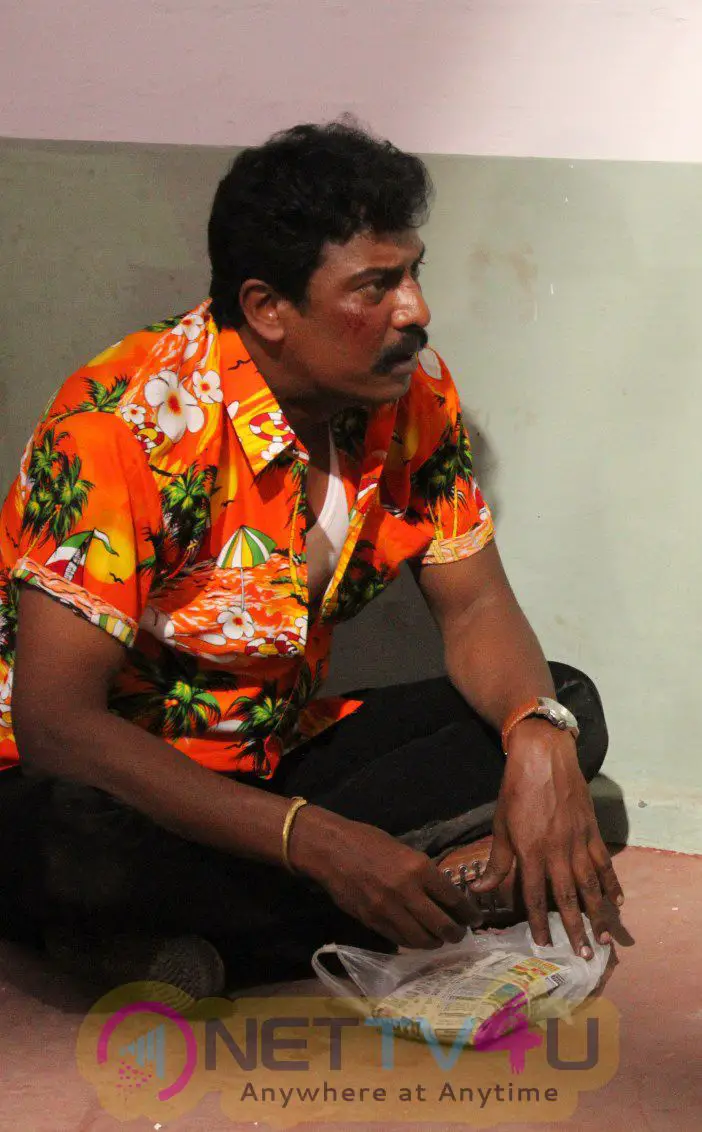 tamil actor samuthirakani new photos 3