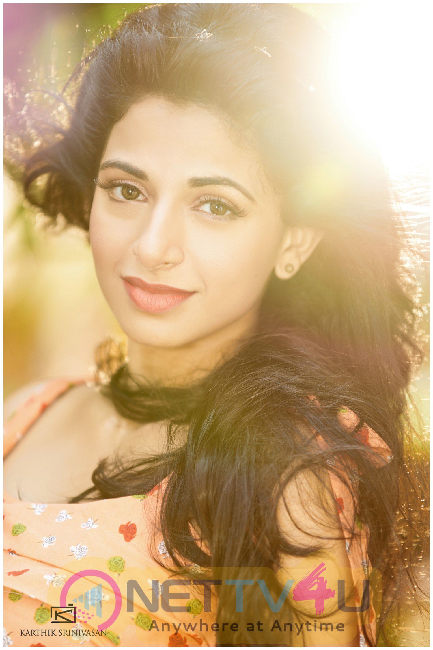 tamil actress actress iswarya menon stills  1