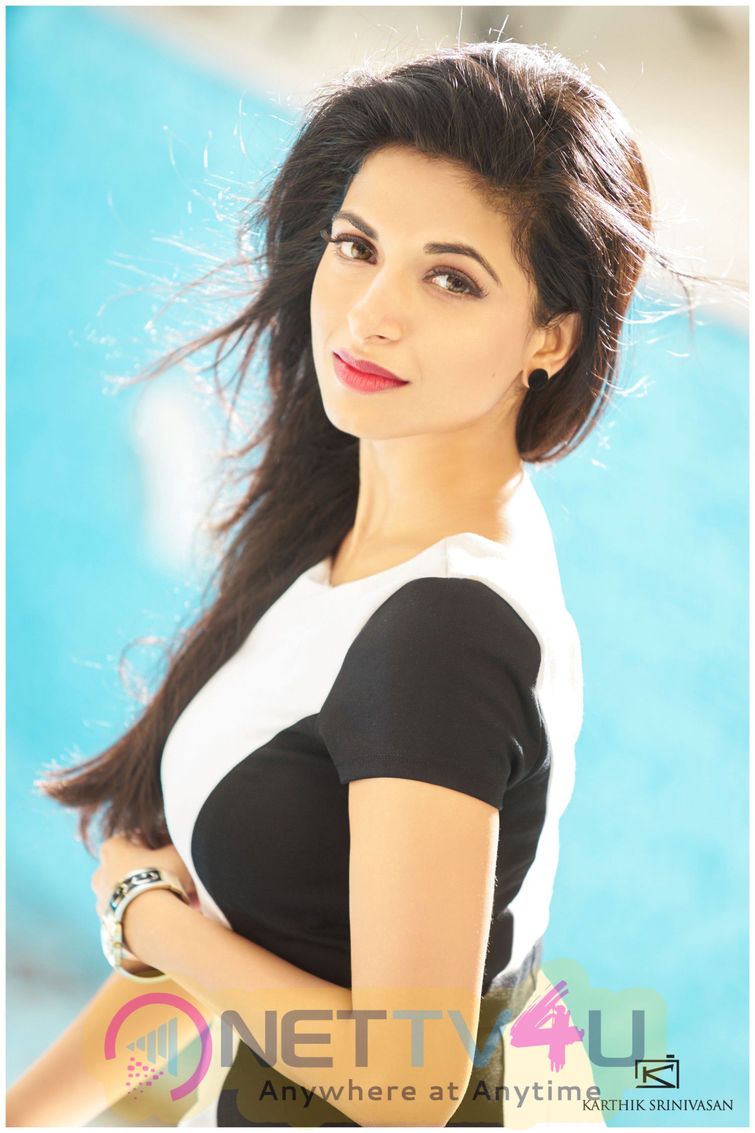 tamil actress actress iswarya menon stills  5