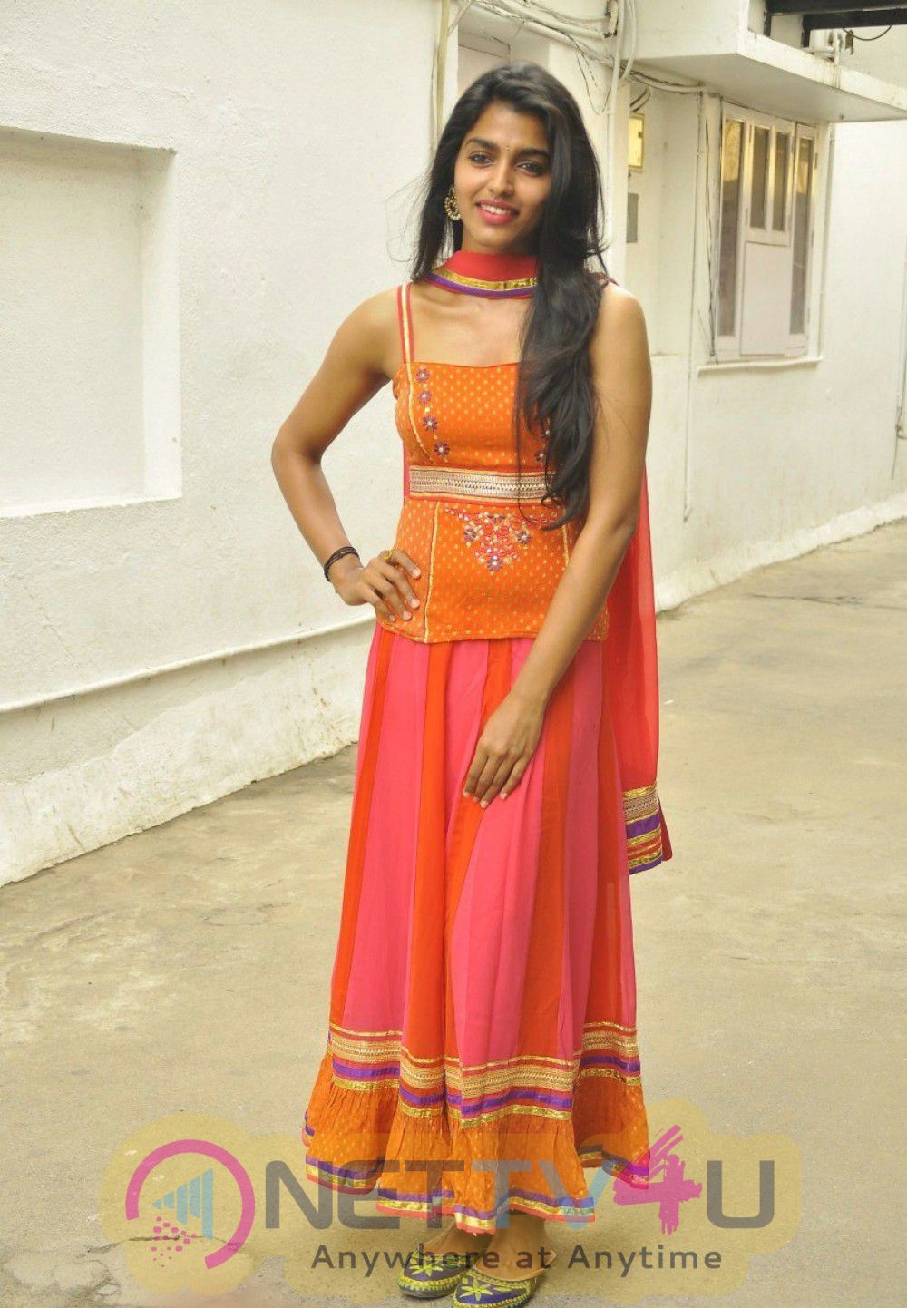 tamil actress dhansika latest stills 14