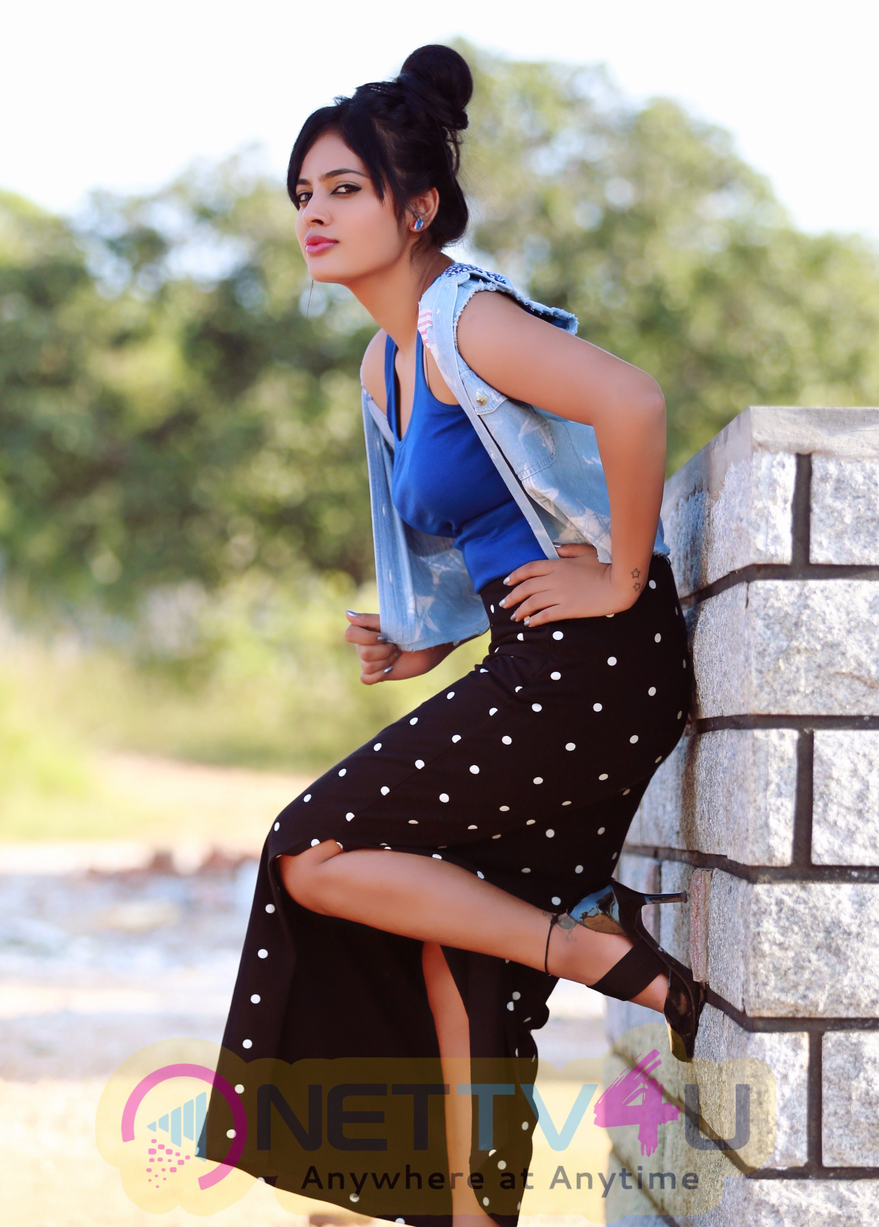 tamil actress nandita latest stills 13