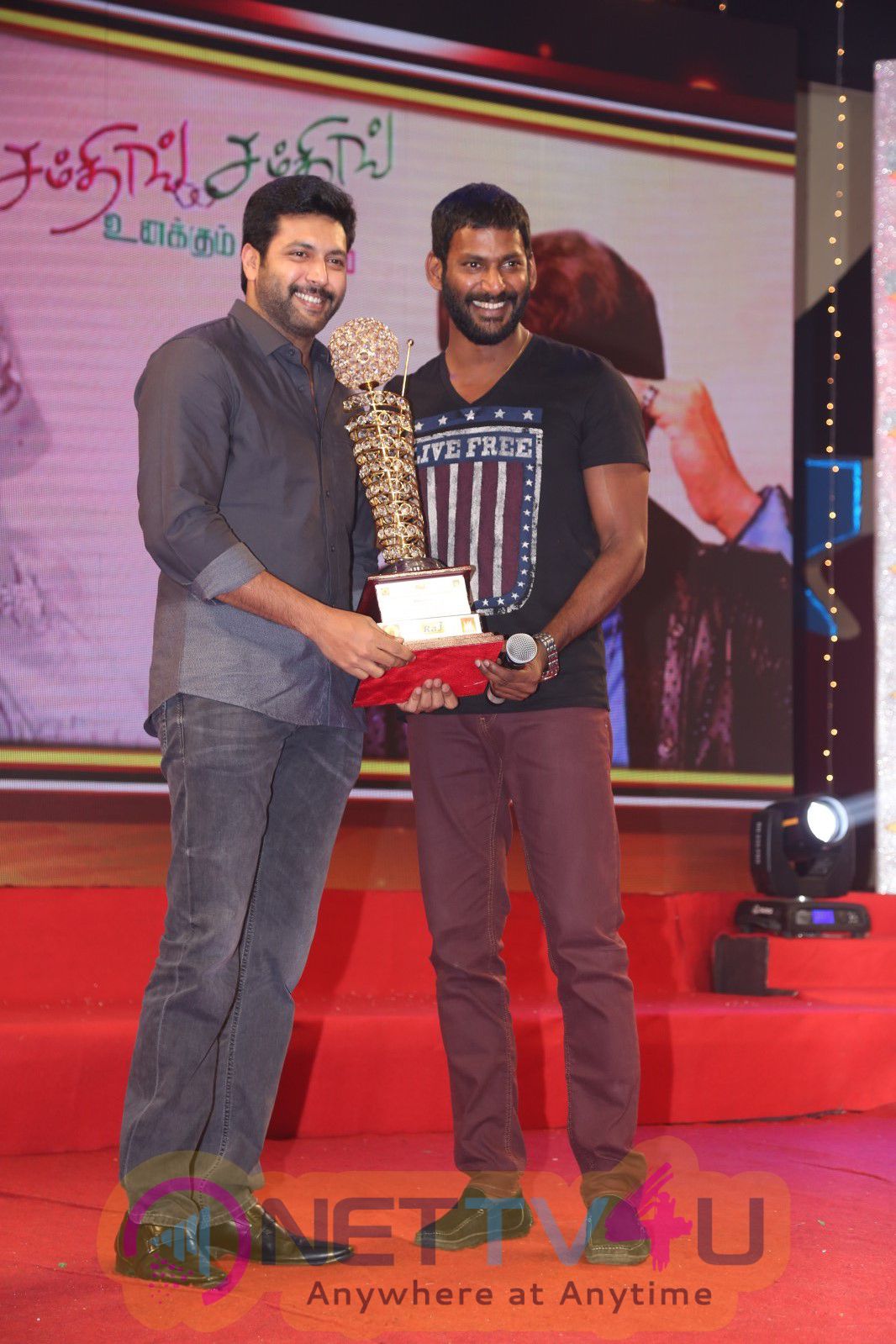 tamil film v4 award function event stills 1
