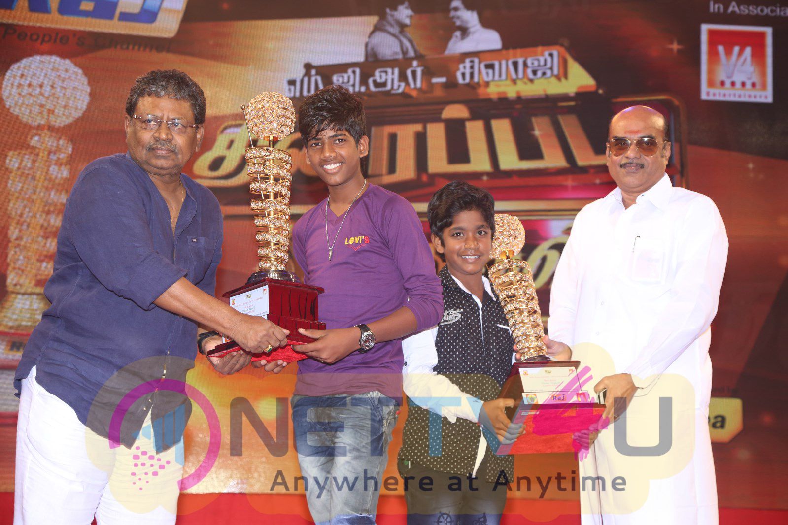 tamil film v4 award function event stills 71