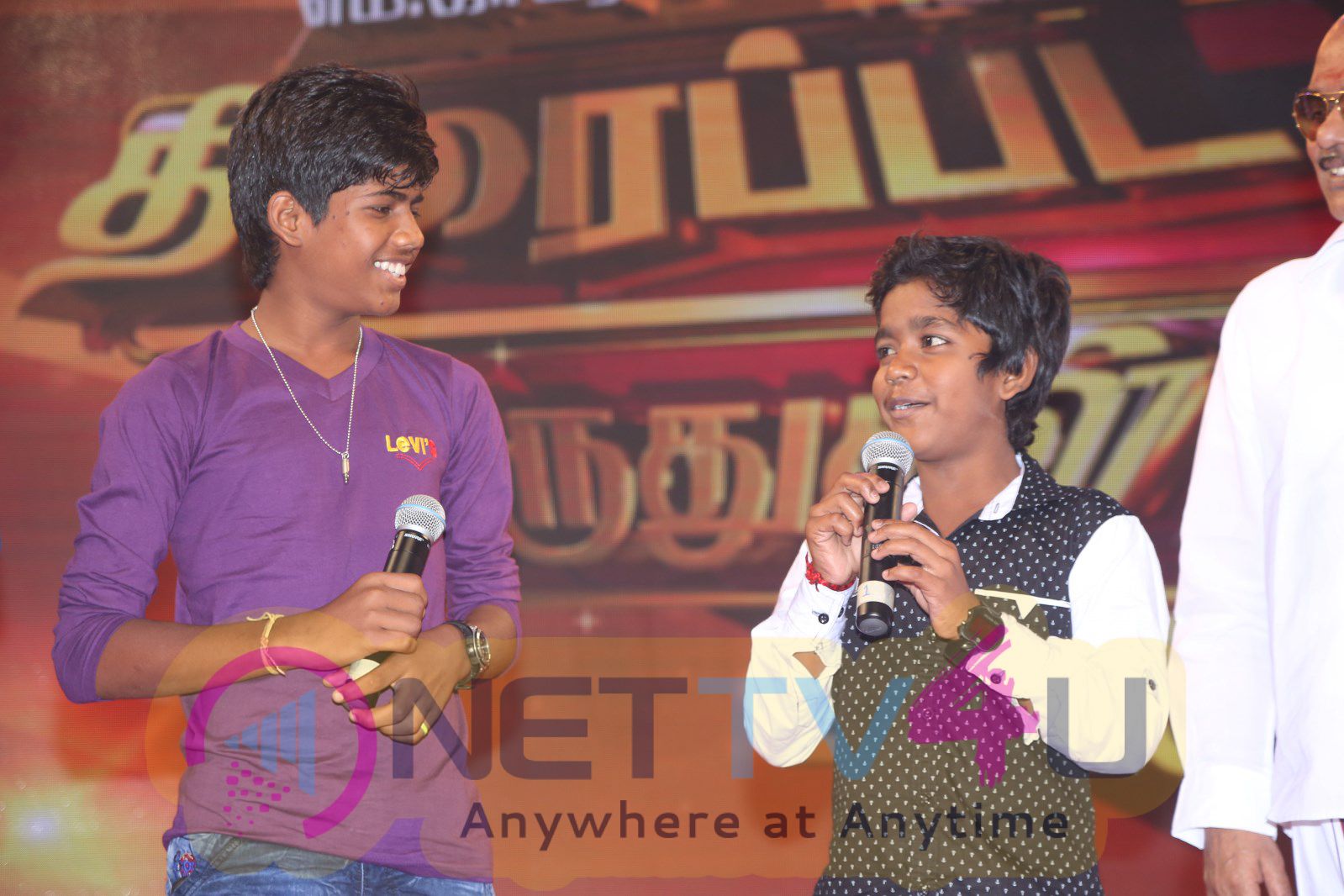 tamil film v4 award function event stills 72