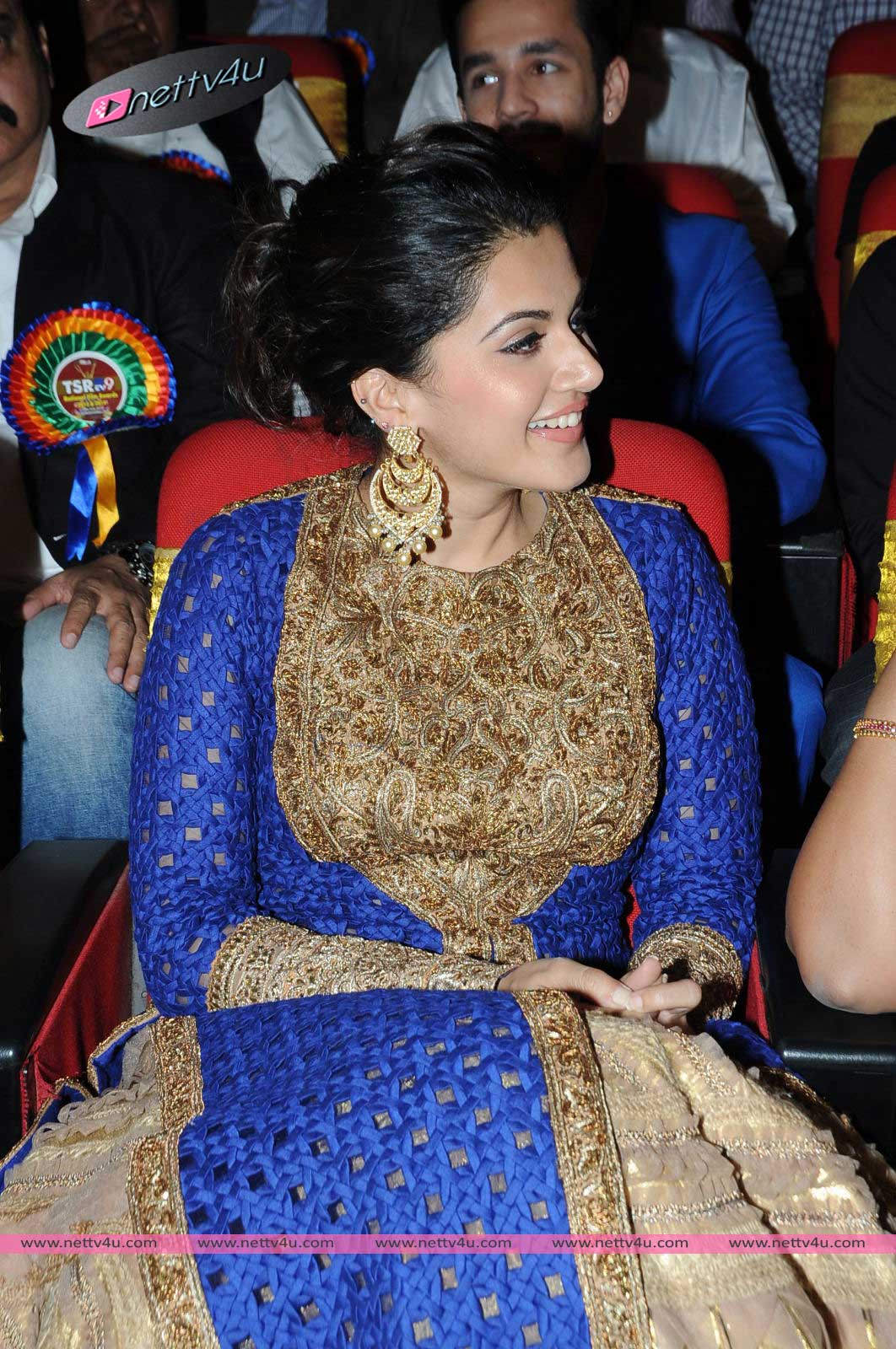 tapsee 01