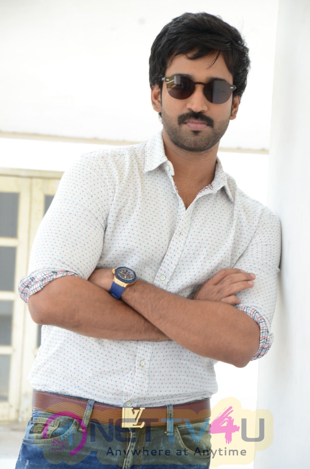 Telugu Actor Aadhi Pinisetty  Exclusive High Quality Photos Telugu Gallery