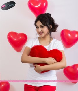 Telugu Actress Aavaana Valentine Day Special Photos