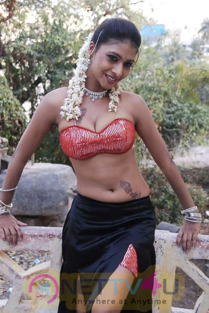 Telugu Actress Hemanthini And Kruthika Gupta Hot PhotoShoot Stills Telugu Gallery
