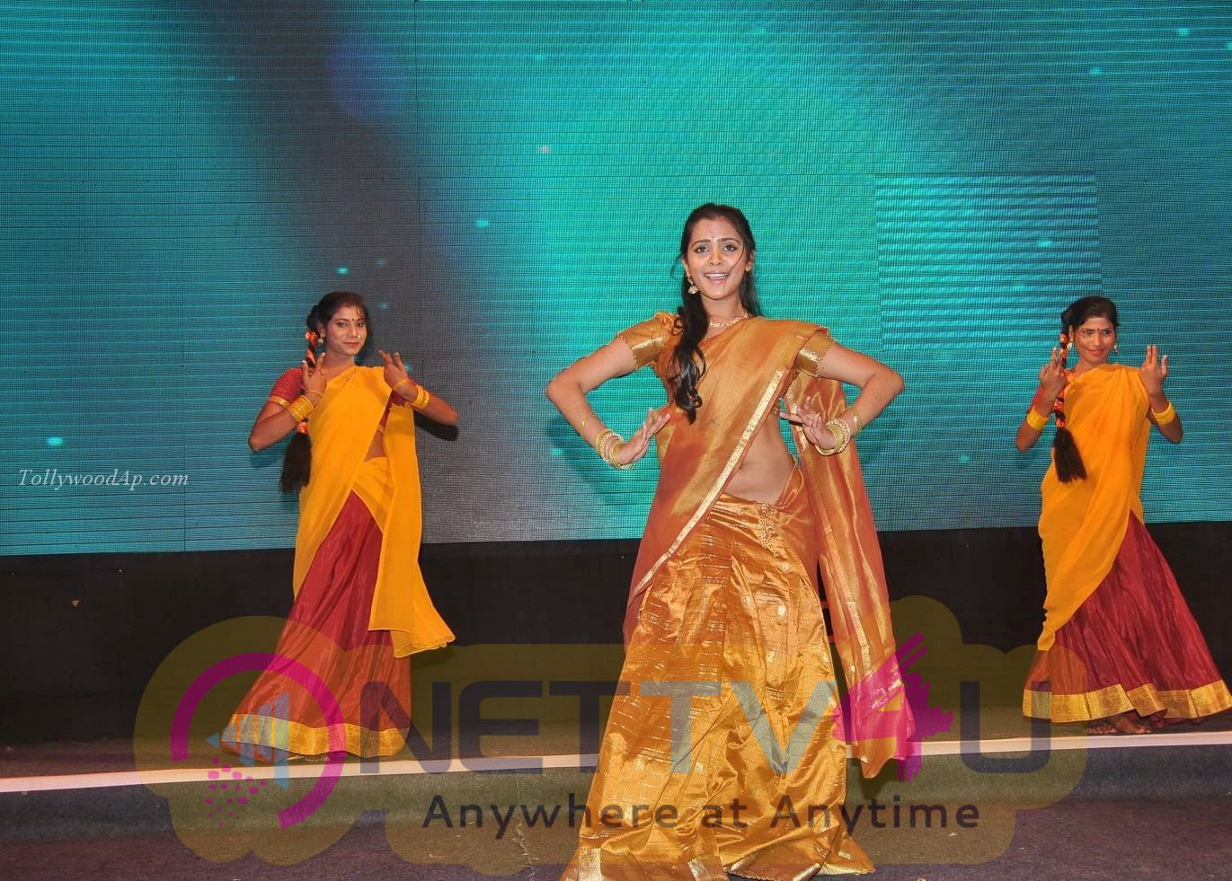 Telugu Actress In Colorful Saree Latest Photos Cute Stills  Telugu Gallery