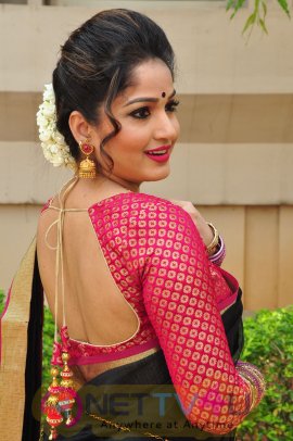 Telugu Actress Madhavi Latha Latest Stills Telugu Gallery