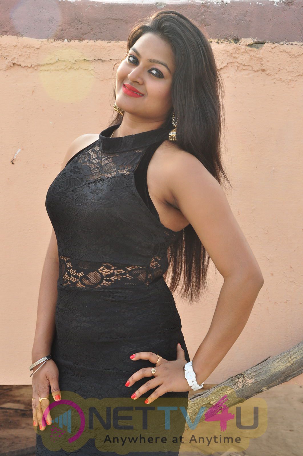 Telugu Actress Pentali Sen New Stills And Hot Images Telugu Gallery