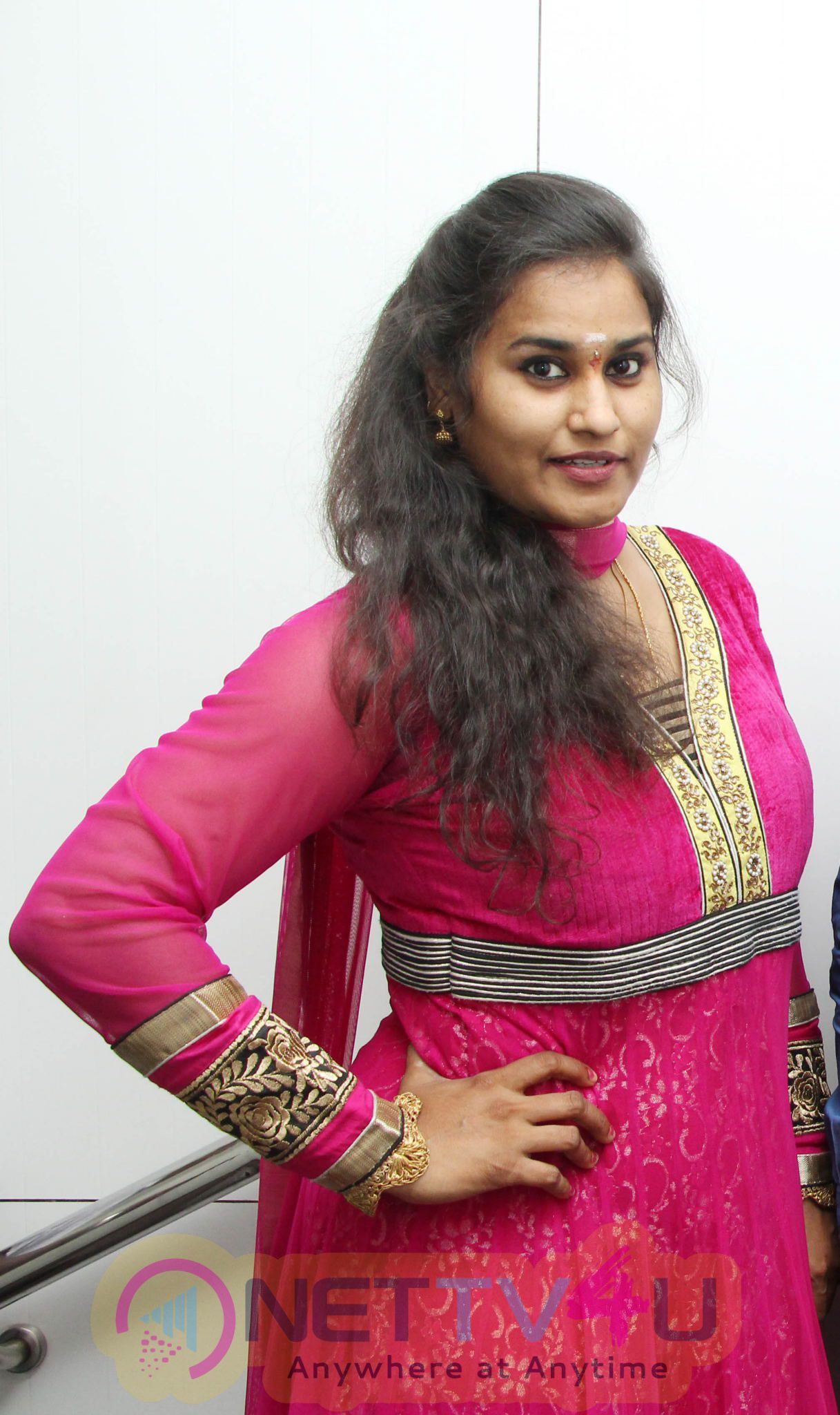 Telugu Actress  Pragya Jaiswal Launches Mangalam Showroom Beauteous Photos Telugu Gallery