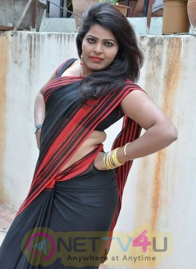 Telugu Actress Sitara Hot Photo Shoot Images Telugu Gallery