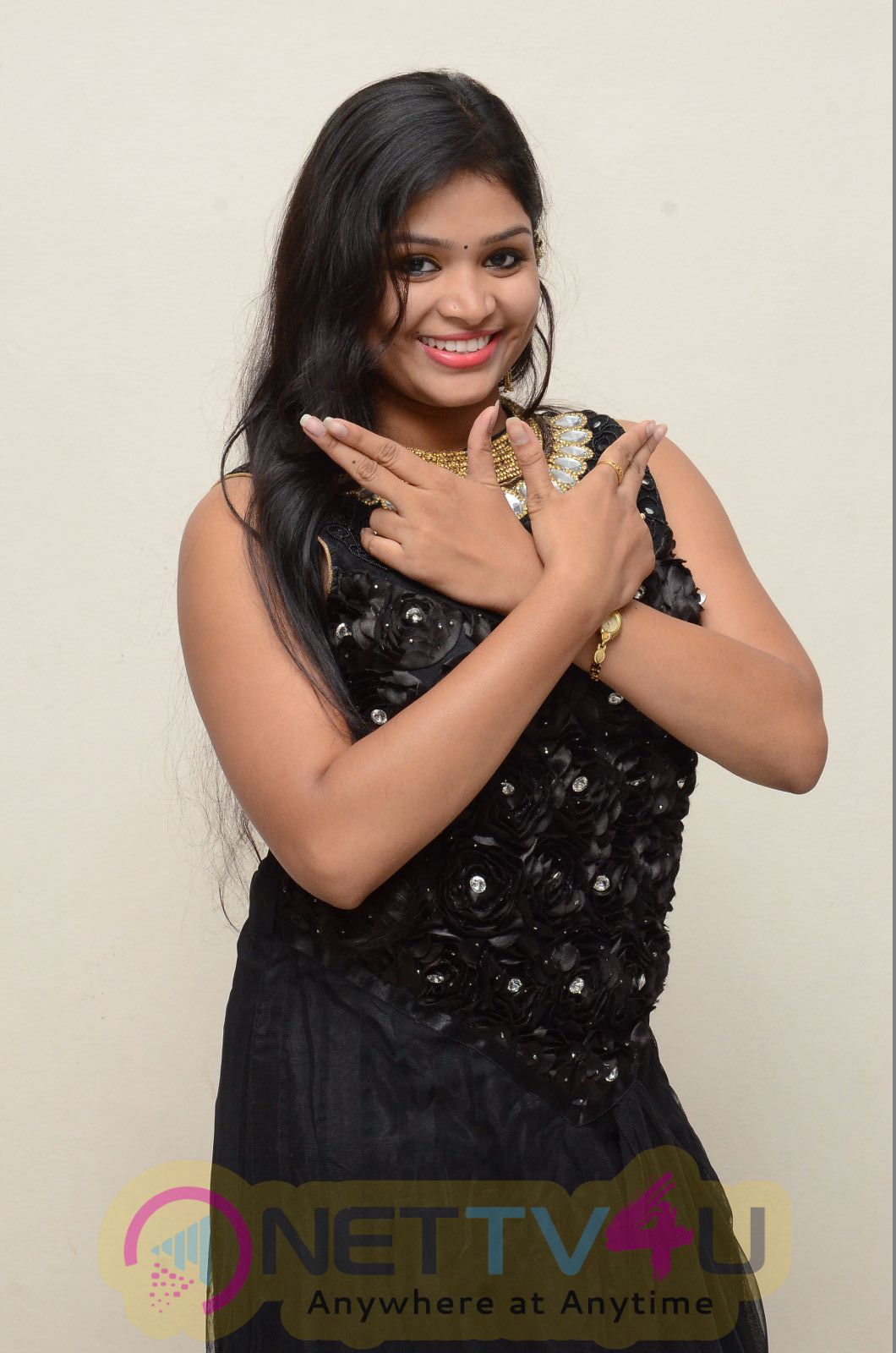 Telugu Actress Swathi And Swetha Exclusive Photos Telugu Gallery