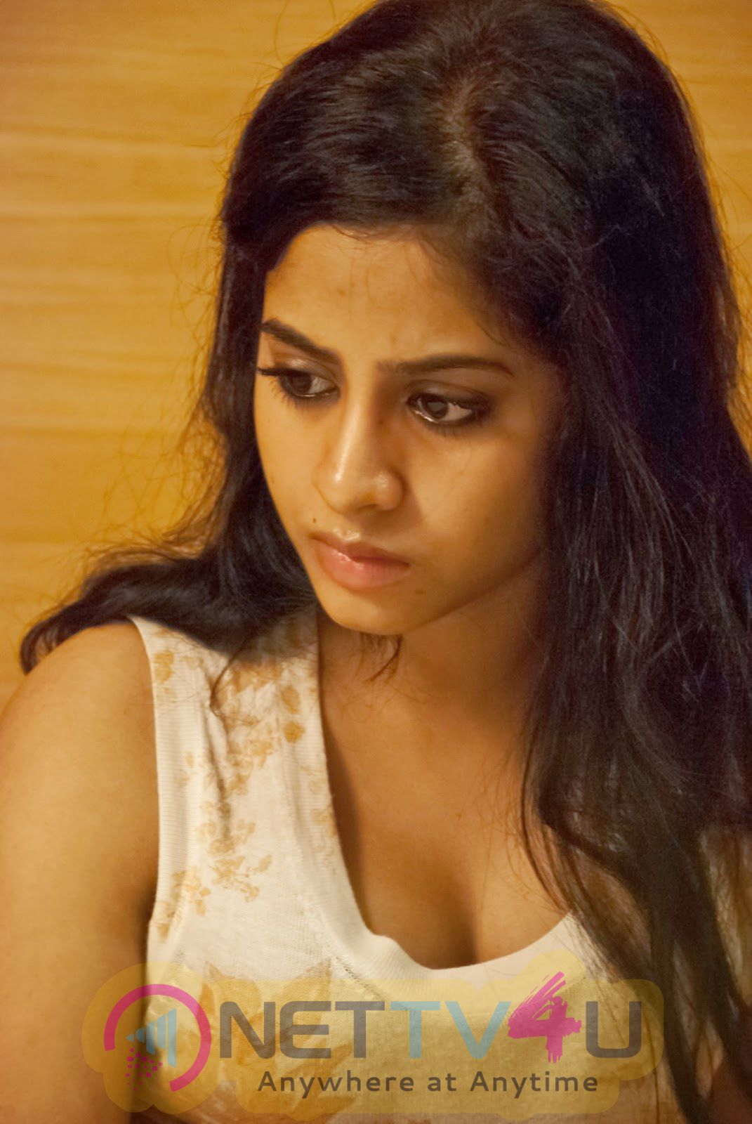 Telugu Actress Swathi Deekshith Latest Gorgeous Photos Telugu Gallery