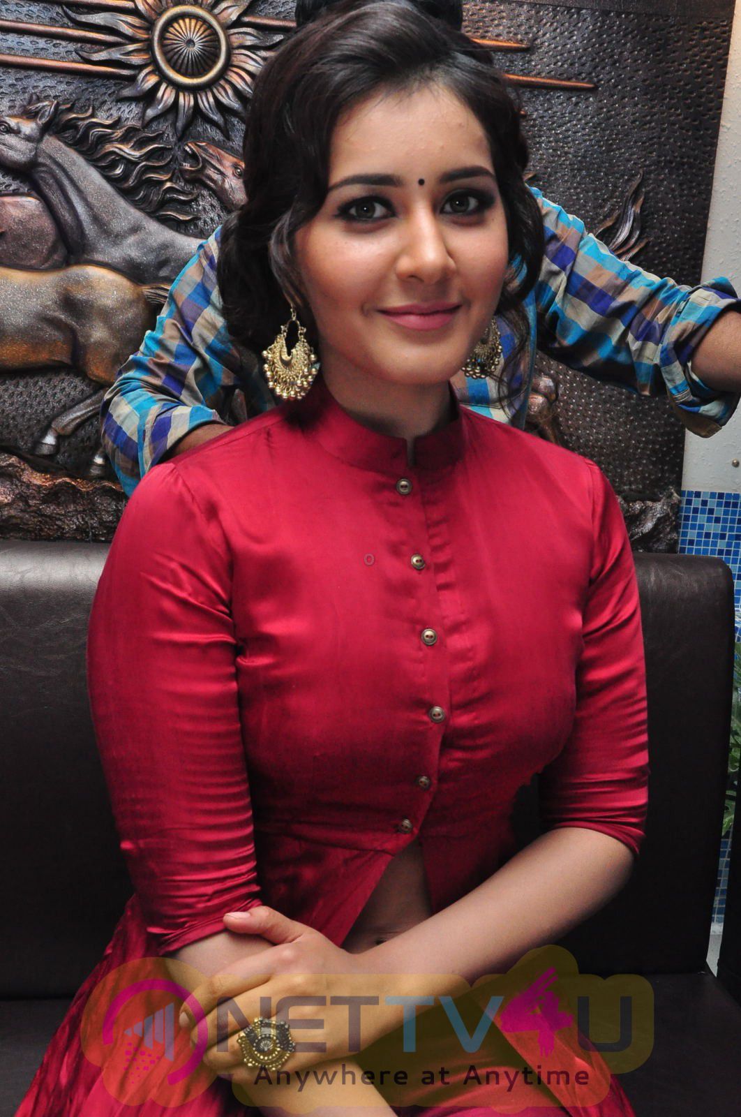 Telugu Cinema Actress Rashi Khanna Launches Bahar Cafe Restaurant Latest Stills Telugu Gallery