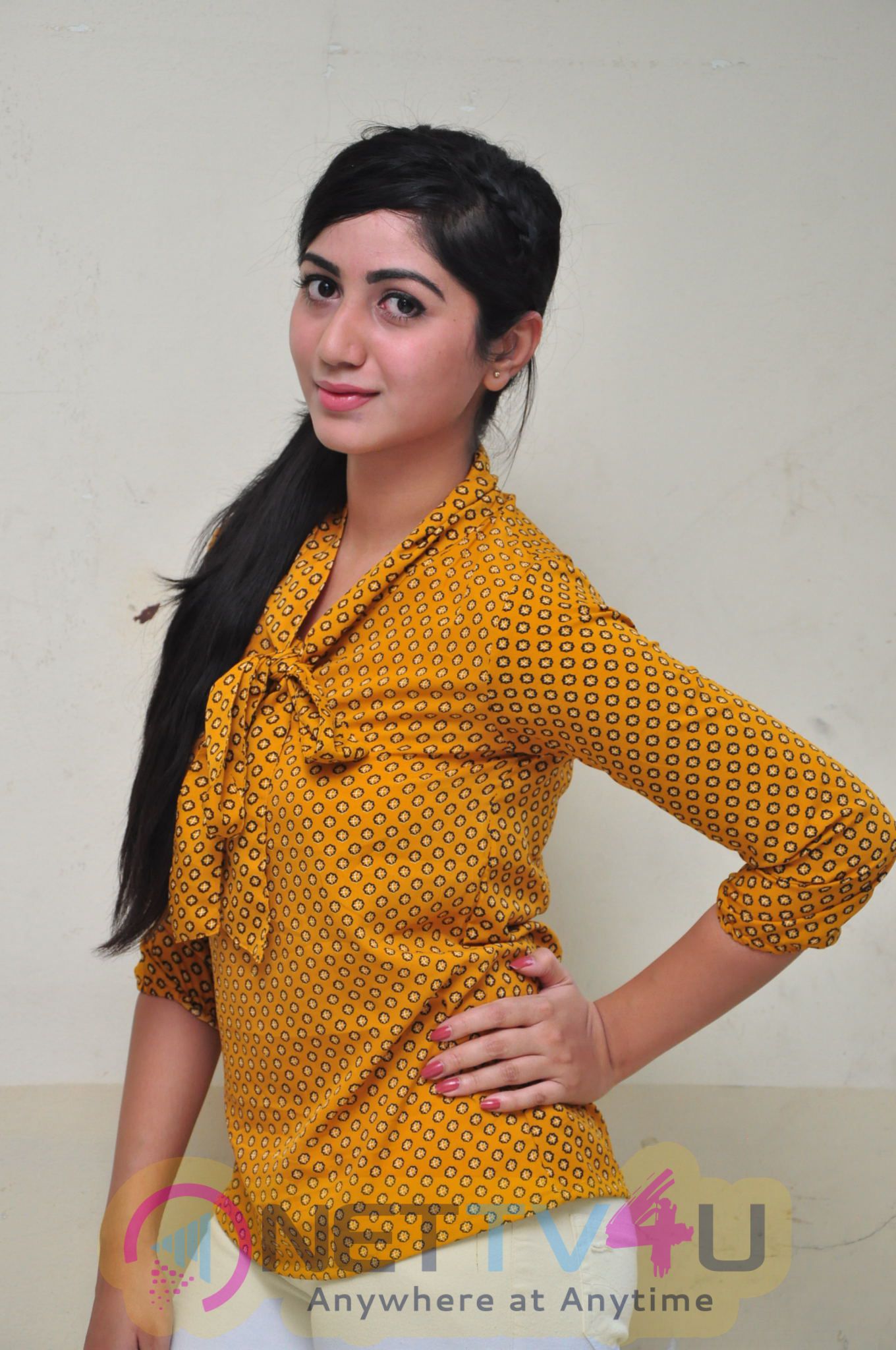 Telugu Film Actress Kalyani Stills Telugu Gallery