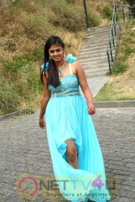 telugu movie anaganaga oka chitram stills 8