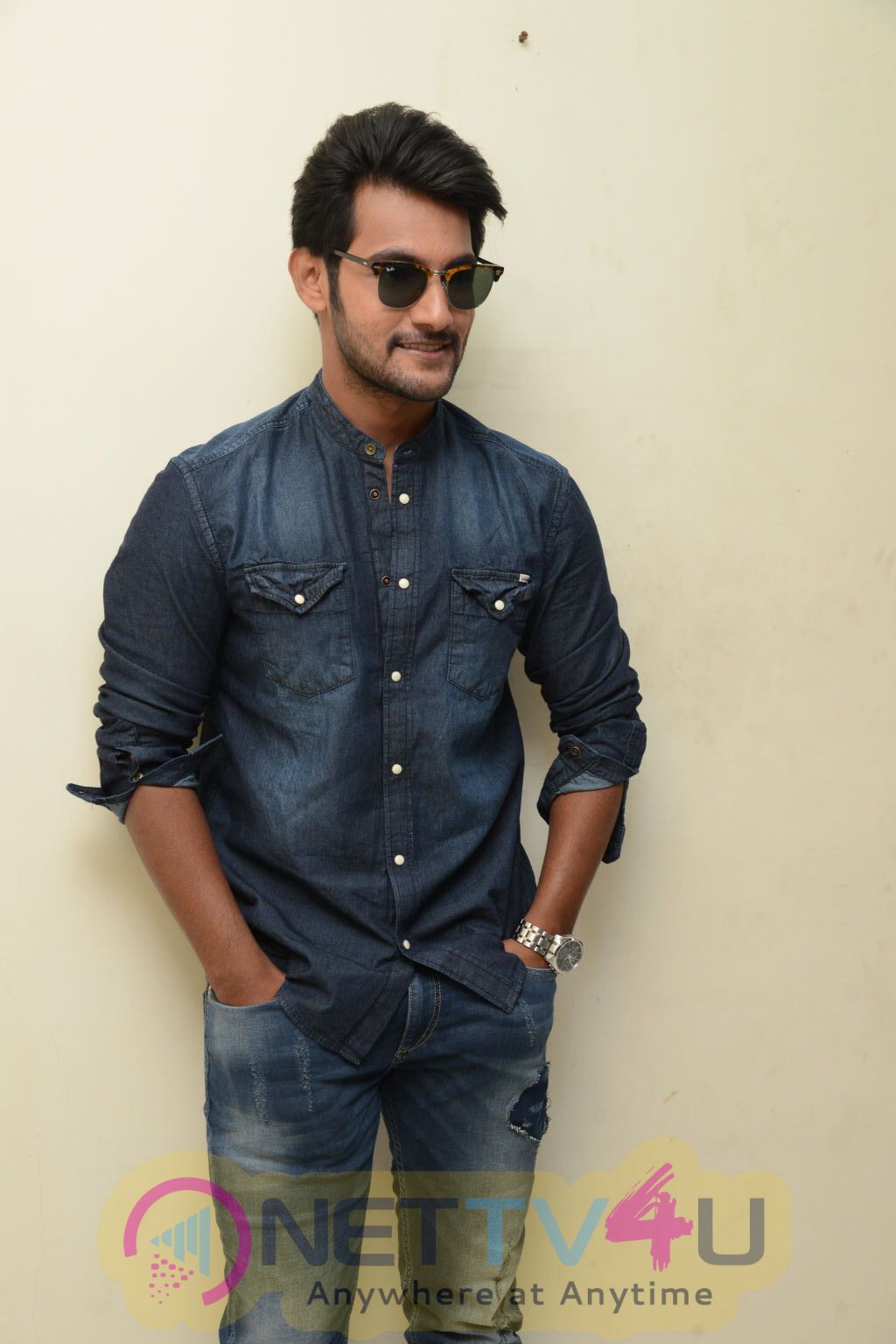 Telugu Movie Hero Aadi Interview Stills Telugu Gallery
