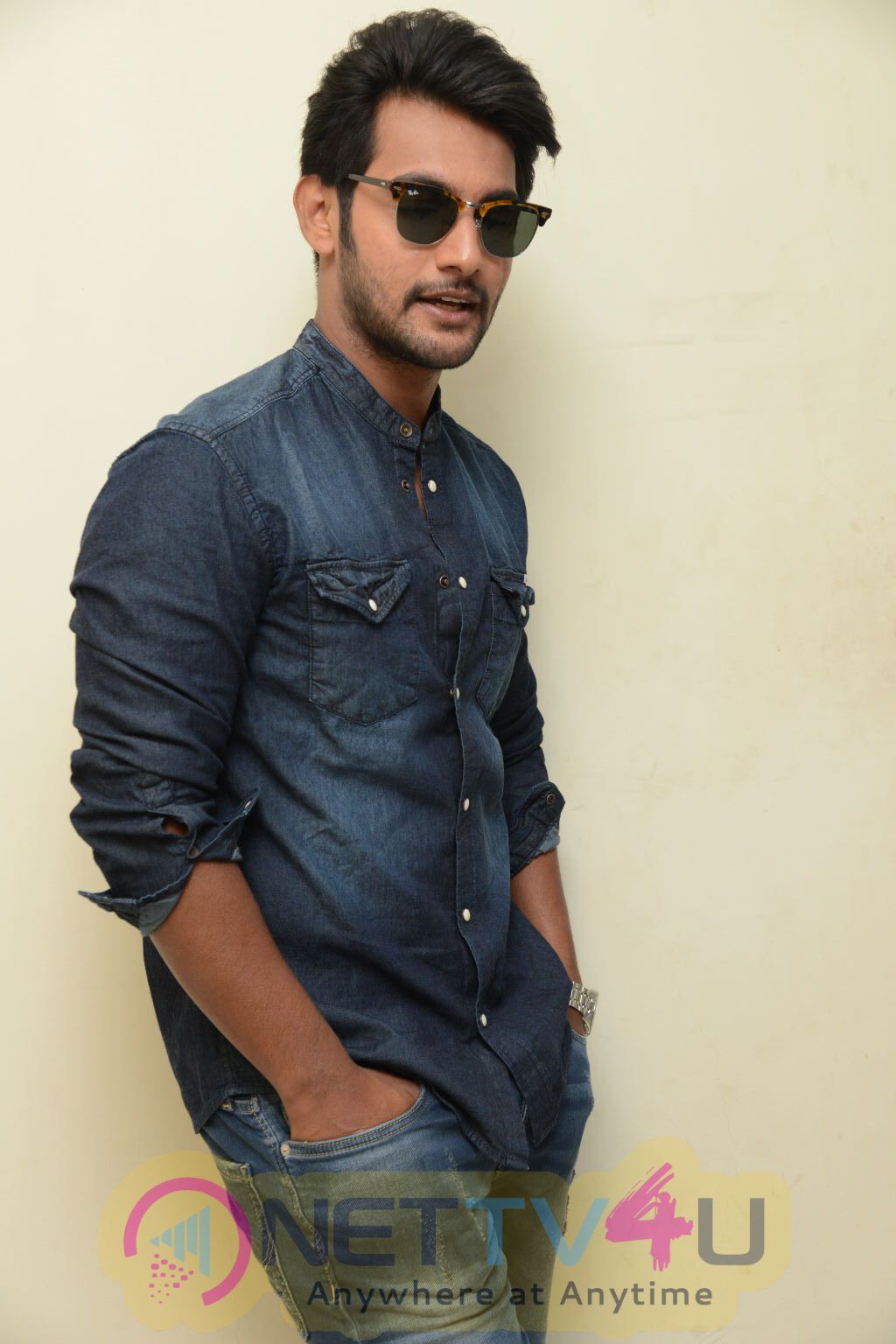 Telugu Movie Hero Aadi Interview Stills Telugu Gallery