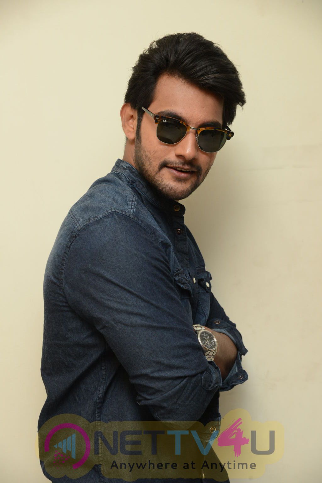 Telugu Movie Hero Aadi Interview Stills Telugu Gallery