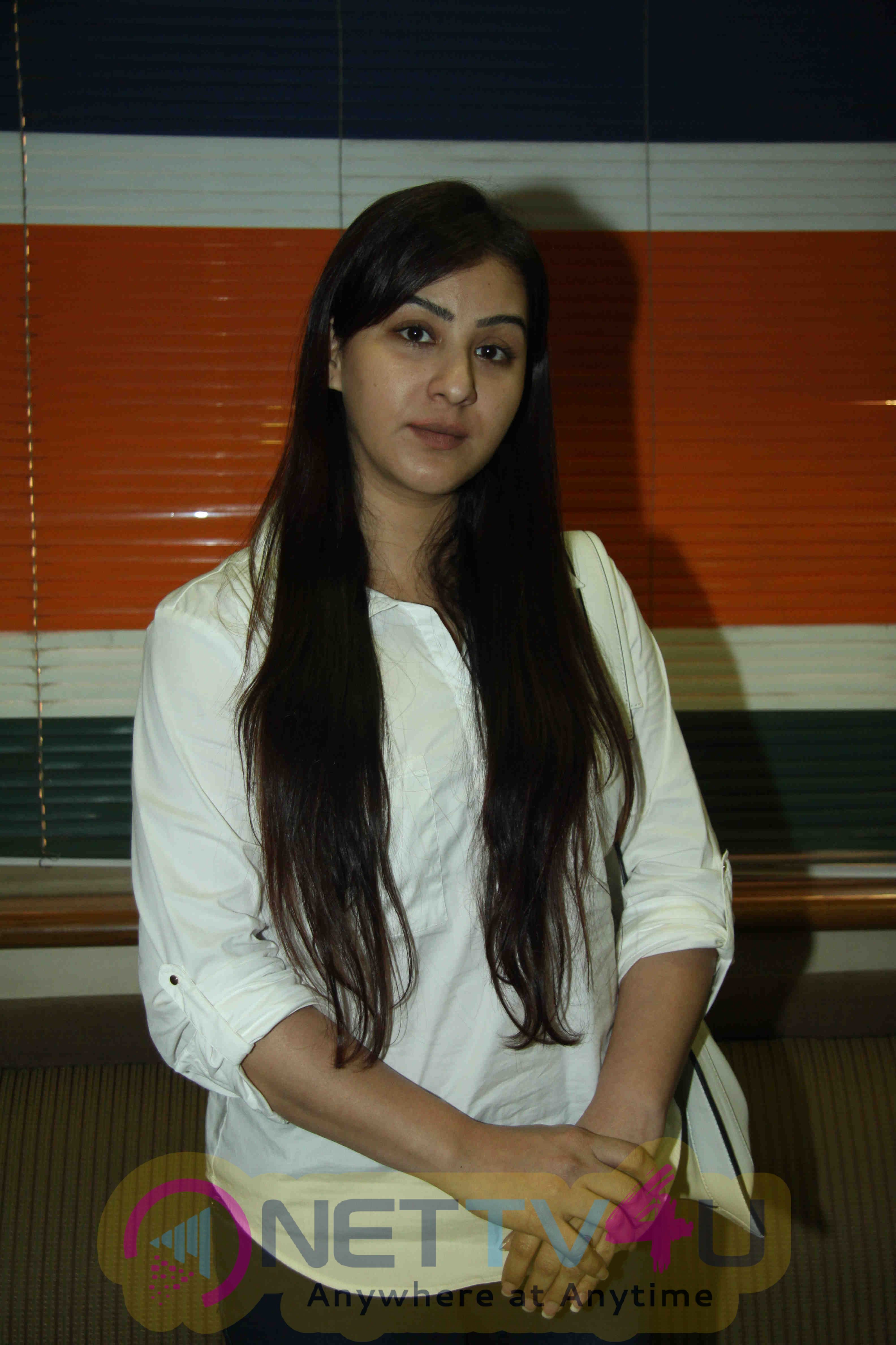 TV Actress Shilpa Shinde Press Conference Stills Hindi Gallery