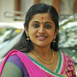 Malayalam Tv Actress Veena Nair