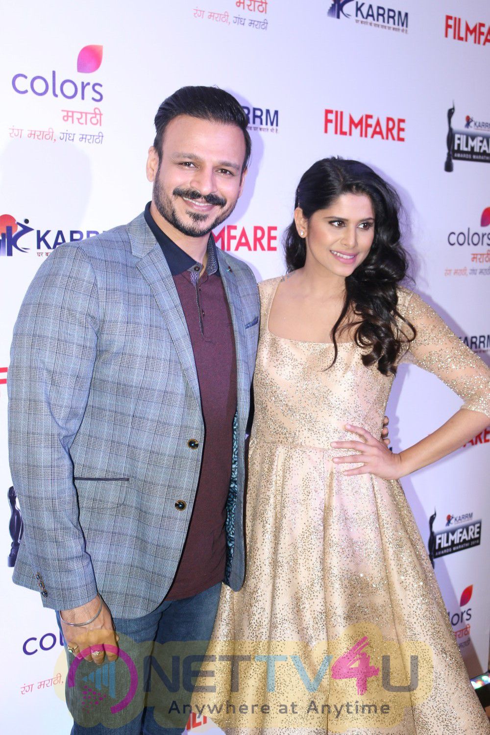 Vivek Oberoi & Sai Tamhankar Announcement Pc Of Filmfare Awards Images Hindi Gallery