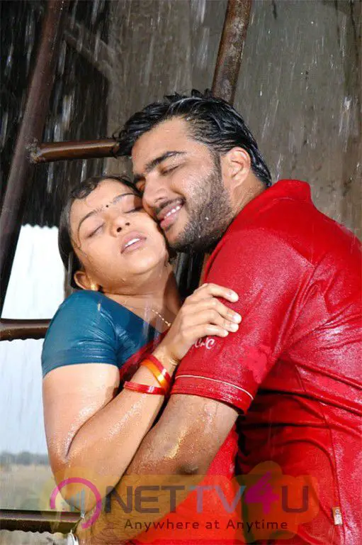 Valluvan Vasuki Tamil Movie Hot Images Tamil Gallery