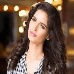 Hindi Model Vartika Singh