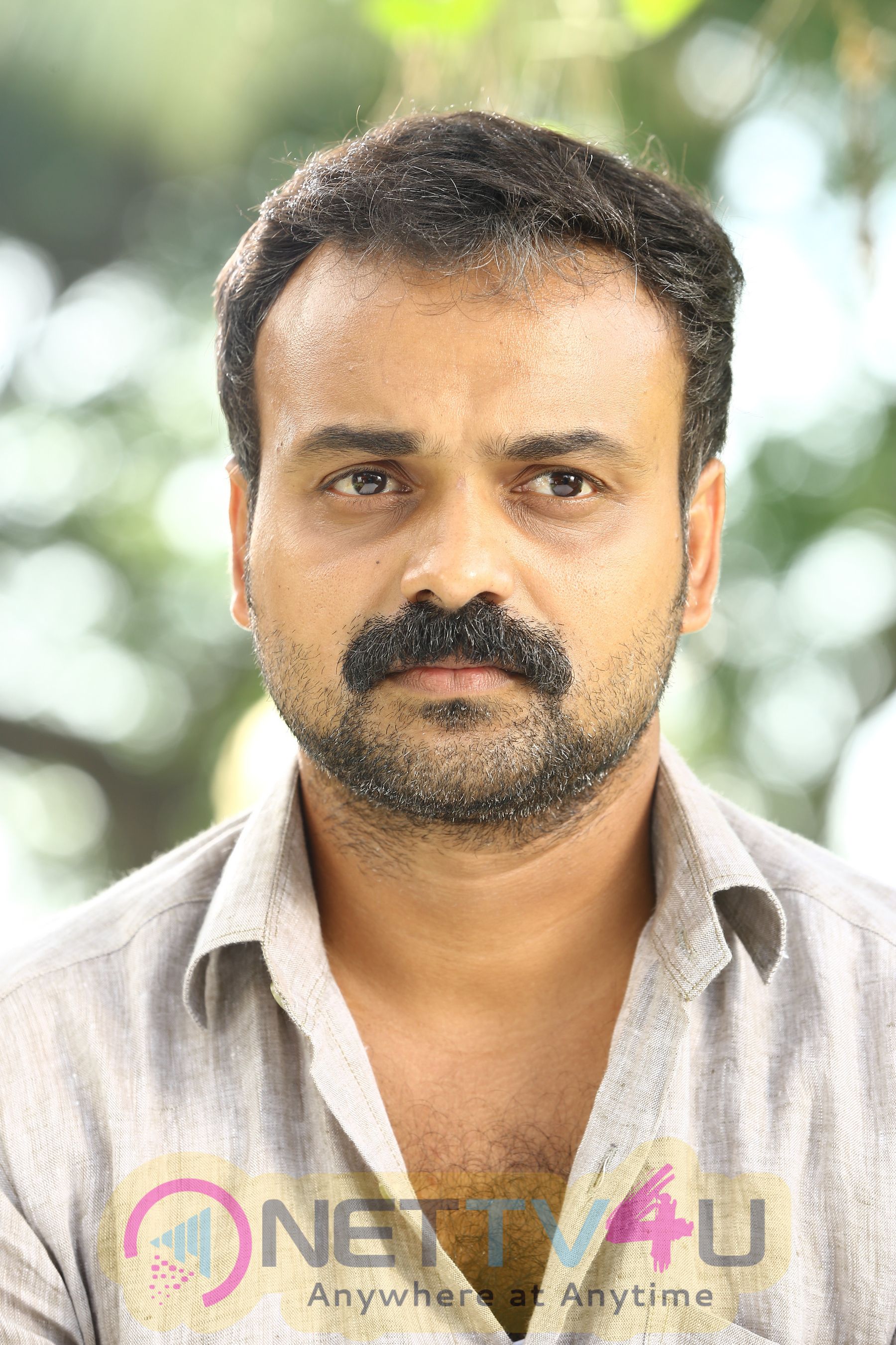 Vettah Malayalam Movie Exclusive Stills Malayalam Gallery