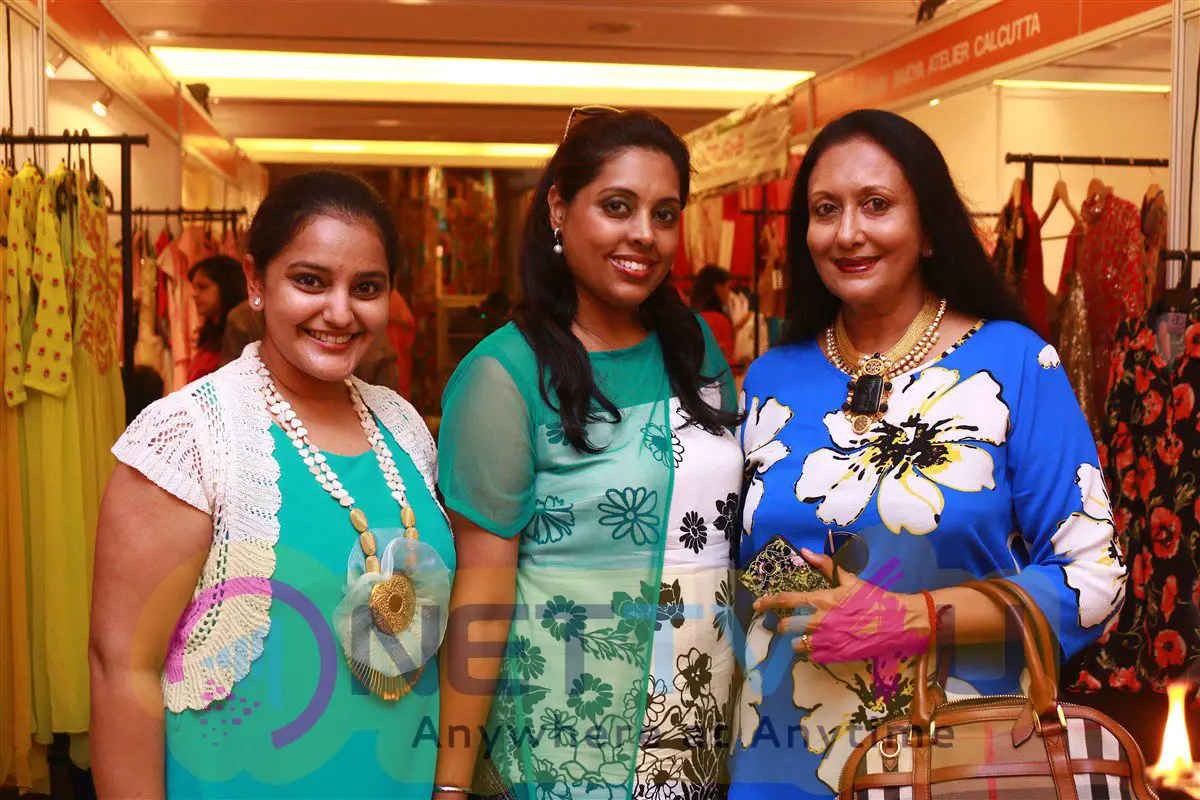 Vimonisha Exhibition Launch Exclusive Photos Tamil Gallery