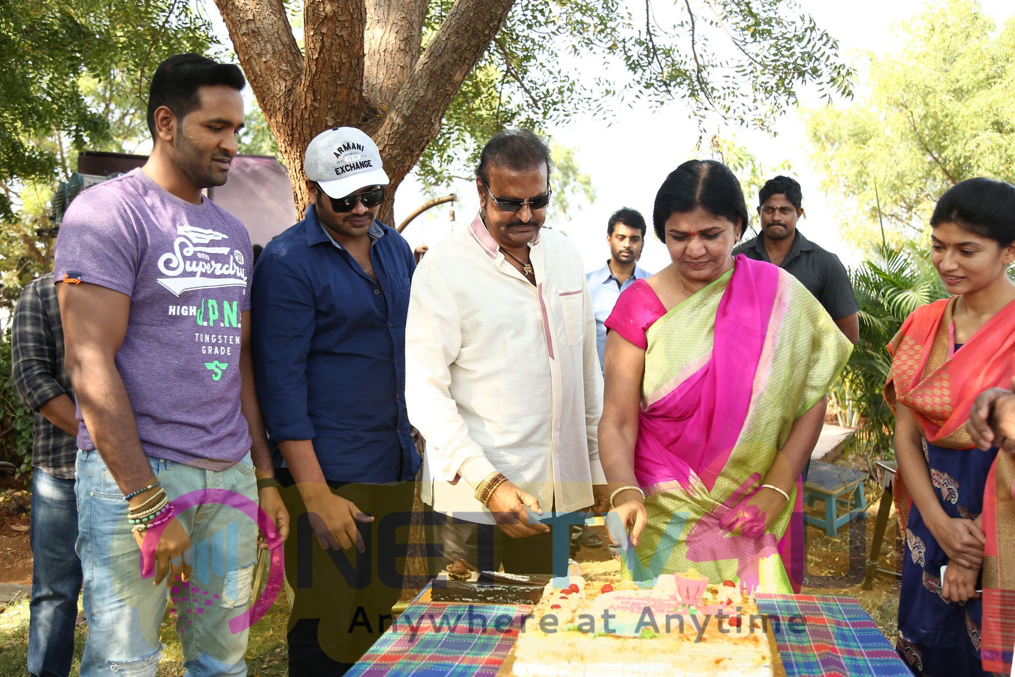 vishnu and raj tarun new film opening stills 52