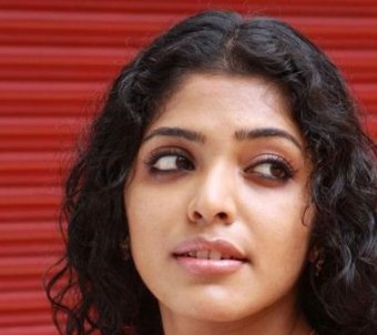 Will Rima Kallingal Join With Suresh Gopi And Mohanlal In Elections?