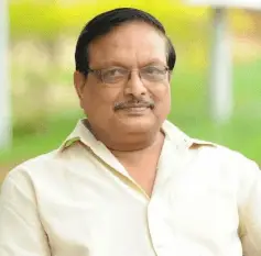 Telugu Novelist Yandamuri Veerendranath