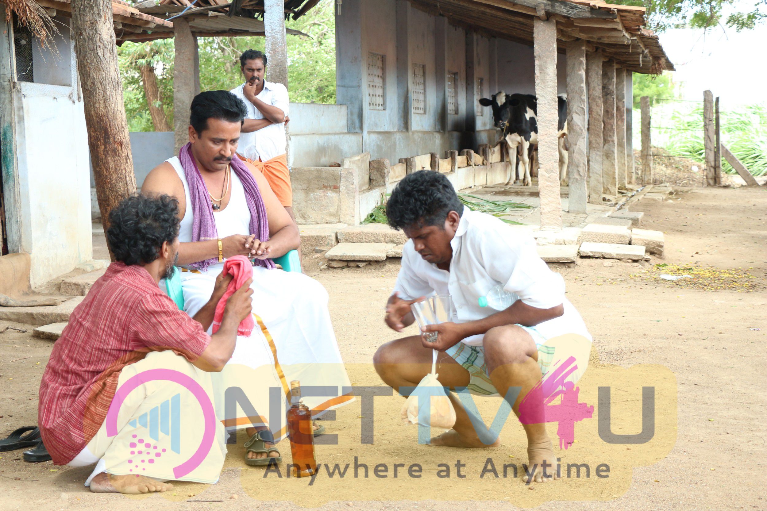 Yendru Thaniyum Tamil Movie Exclusive Stills Tamil Gallery