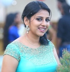 Kollywood Movie Actress Anna Reshma Rajan Biography, News 