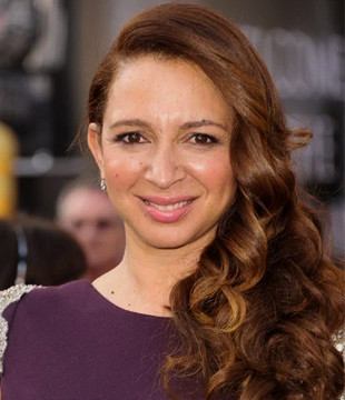 Hollywood Comedian Maya Rudolph Biography, News, Photos, Videos | NETTV4U