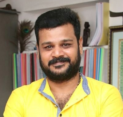 Kollywood Lyricist Piriyan Biography, News, Photos, Videos | NETTV4U