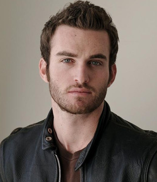 Hollywood Movie Actor Zack Gold Biography, News, Photos, Videos | NETTV4U