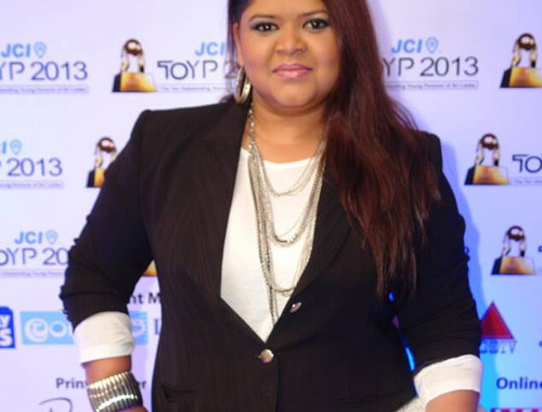 Sinhala Singer Ashanthi De Alwis Biography, News, Photos, Videos 