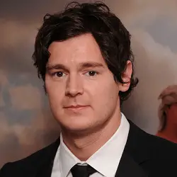 English Movie Actor Benjamin Walker | Nettv4u