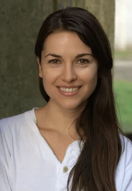 Amelia Warner