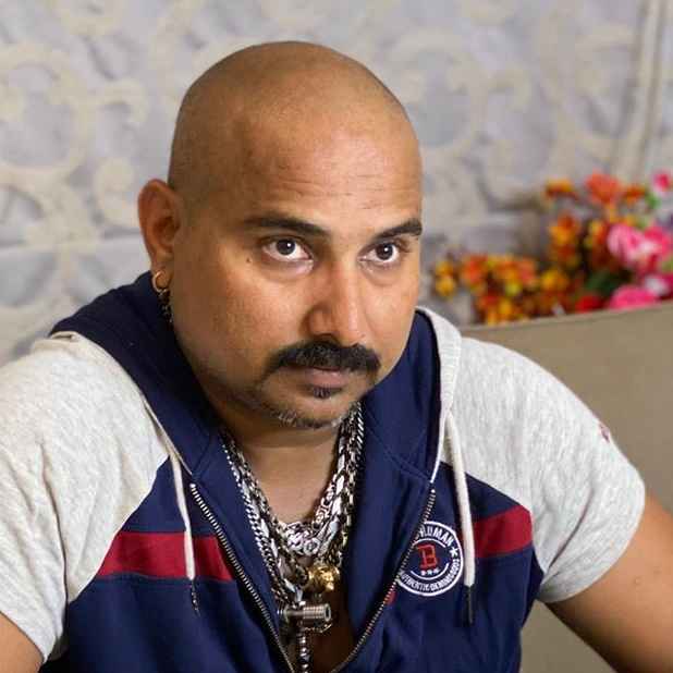 Ulhas Kamathe Hindi YouTuber