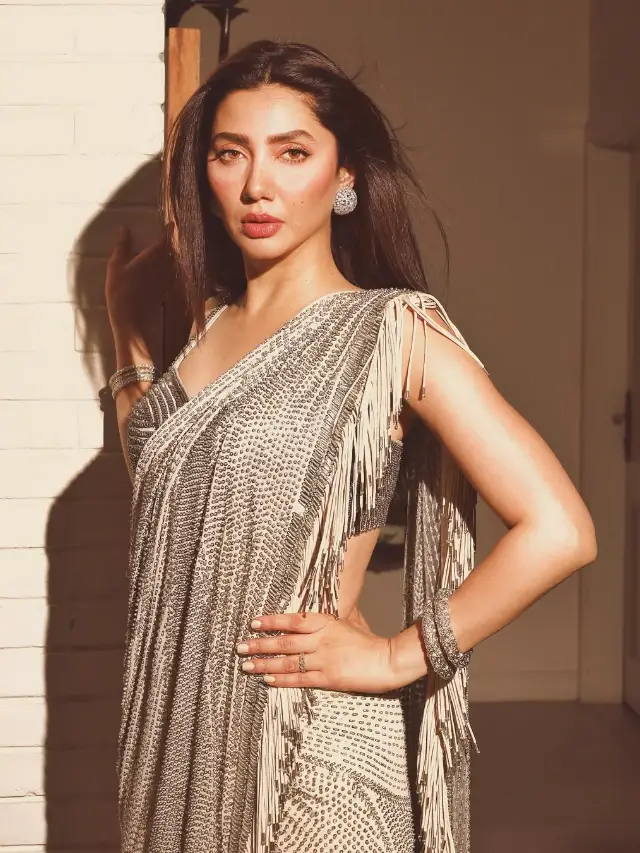 Mahira Khan - Pakistan's Biggest Superstar Urdu WebStories