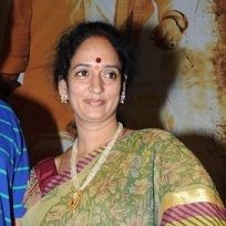 Celebrity Wife Shyamala Devi