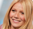 Gwyneth Paltrow Does Not Have Good Makeup Skills!