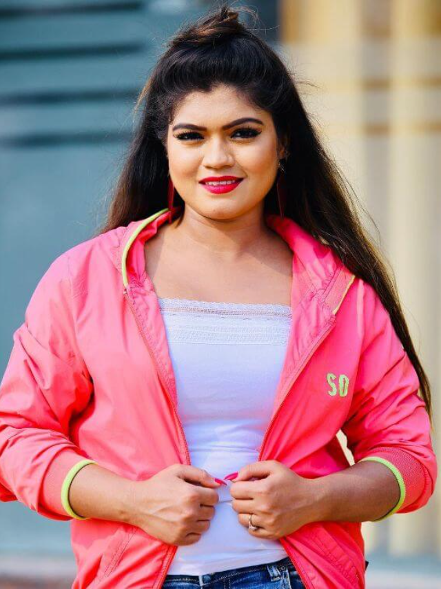 Nisha Dubey - The Stage Performer Bhojpuri WebStories